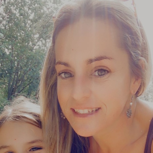 Meet your Posher, Stacy - Picture 1 of 1